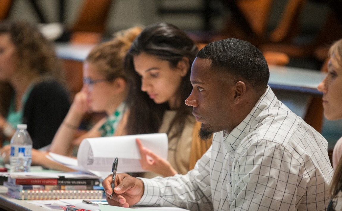 First day of classes for Collge of Law. Professor Ann Hubbard goes over how to learn law during orienation.